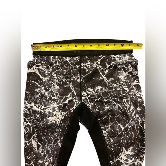 Fit Wear Women’s Matching Workout Outfit Sz Small Bottom/Sz L Top  Black & White - Picture 12 of 12